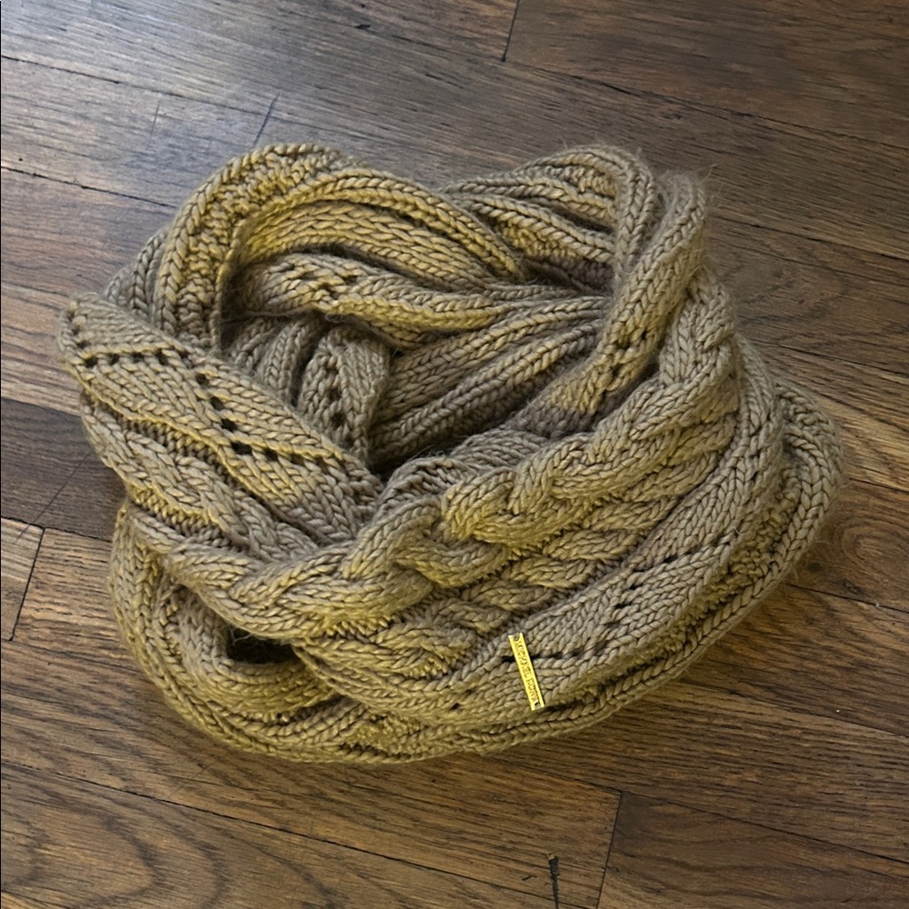 Michael Kors Cable Knit Scarf in Tan